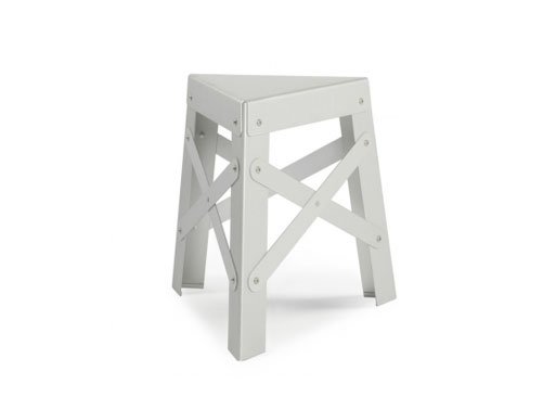 Le mini tabouret Eiffel by Shigeki Fujishiro Le mini tabouret Eiffel by Shigeki Fujishiro