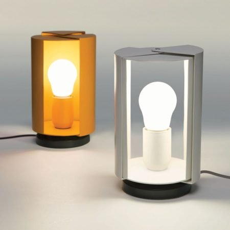 La lampe Pivotante de Charlotte Perriand