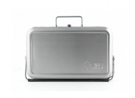 Barbecue portable Suitcase by Kikkerland 1