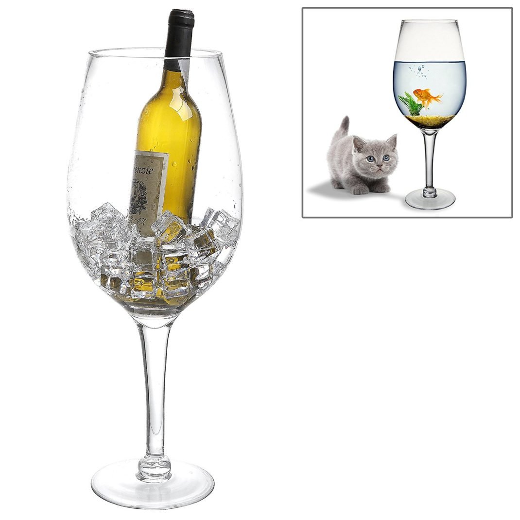 Le verre à vin transparent géant Le verre à vin transparent géant