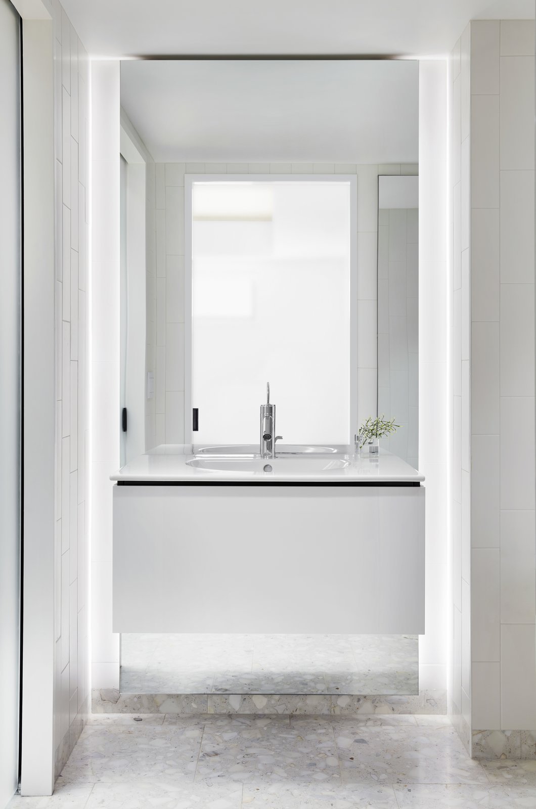 Stadt Architecture transforme un studio en un luxueux appartement