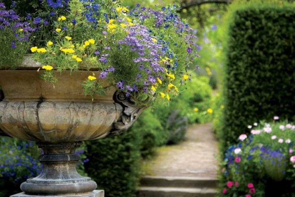 Décorer un jardin avec des antiquités pleines d'originalité 1