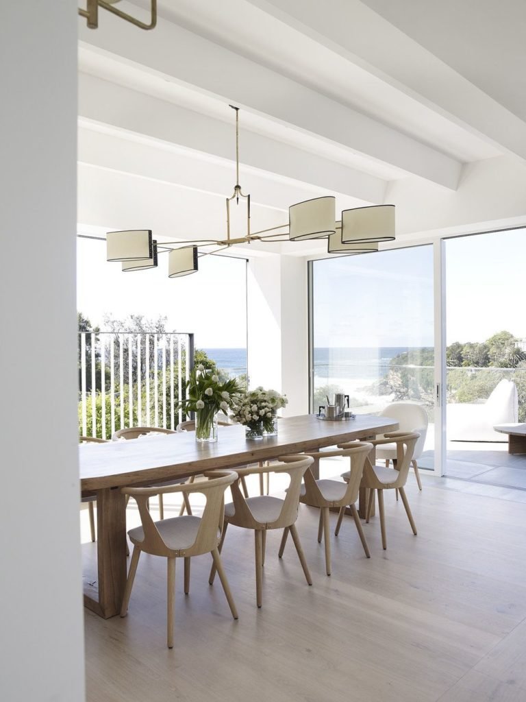 Des salles à manger minimalistes à la décoration revigorante 1