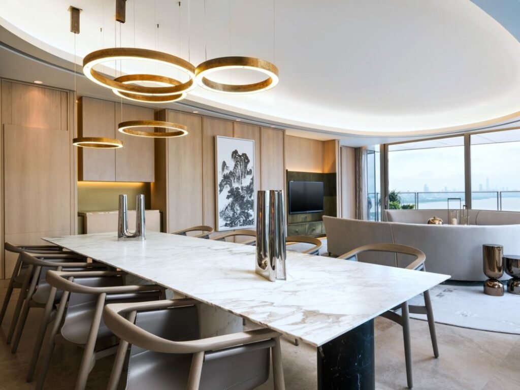 Des salles à manger minimalistes à la décoration revigorante 2