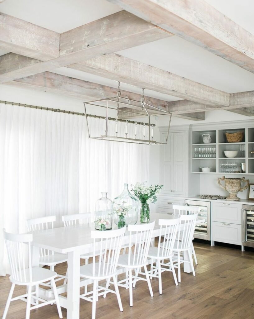 Des salles à manger minimalistes à la décoration revigorante 3
