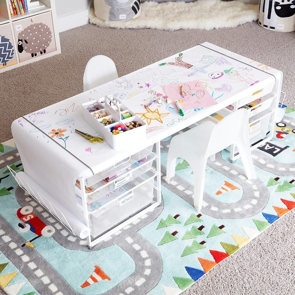Organisez un espace dédié au travail pour vos enfants