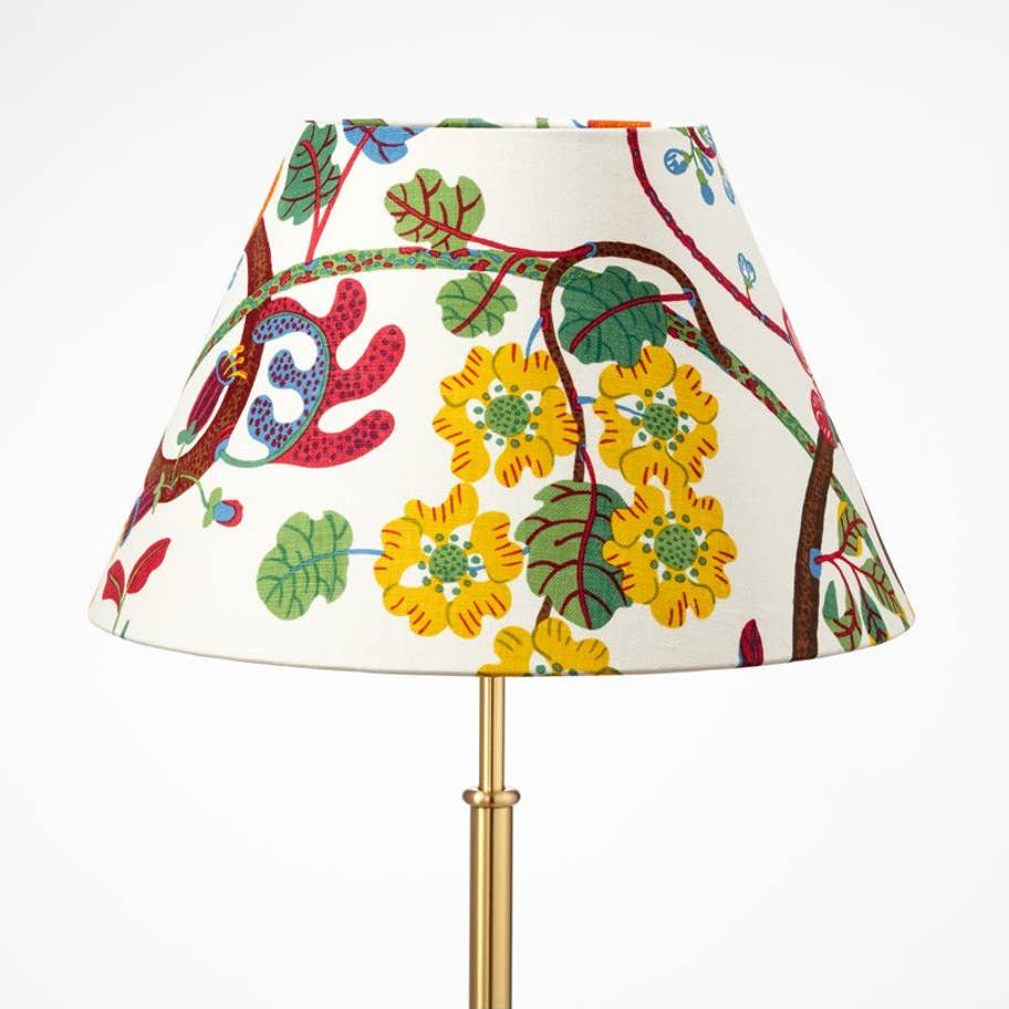 Des imprimés et des couleurs qui s'entrechoquent