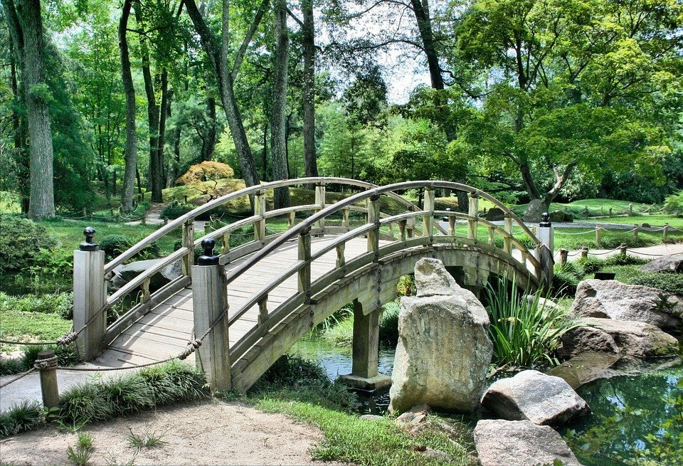 A chaque jardin sa pompe à eau A chaque jardin sa pompe à eau