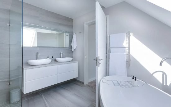 Comment choisir un porte serviettes chauffant pour votre salle de bain