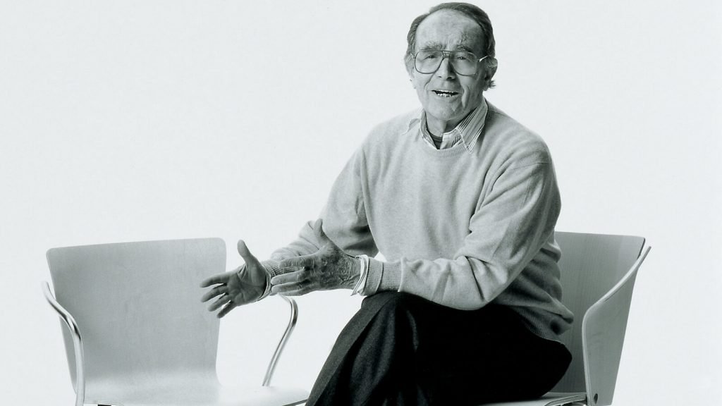 designer Vico Magistretti