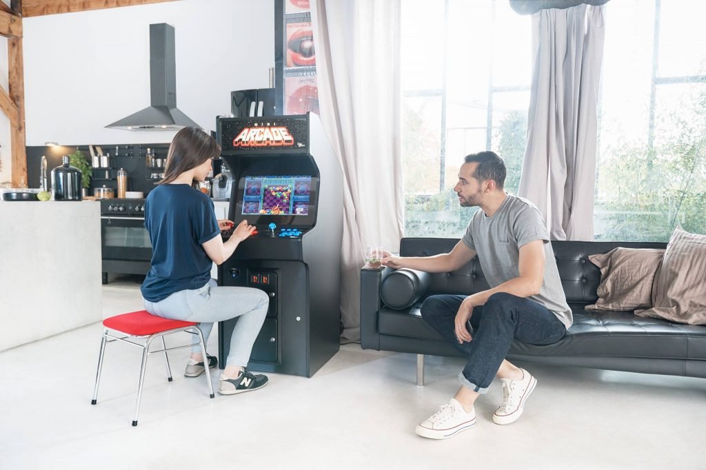 Décorer et animer un intérieur avec une borne d’arcade
