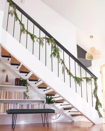 Décorer pour Noël avec une guirlande