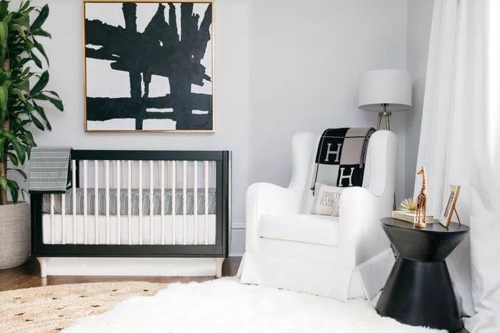 Inspiration pour la chambre de bébé en noir, blanc et or