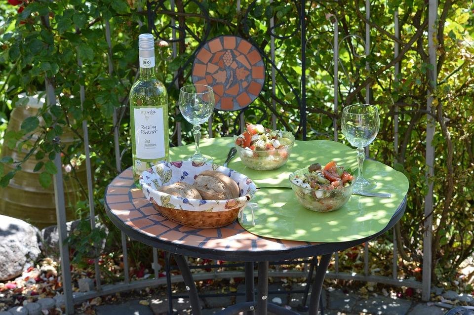 Les tables de jardin en fer forgé