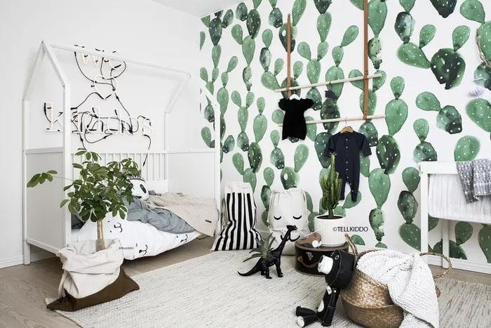 Une chambre de bébé audacieuse de style bohème