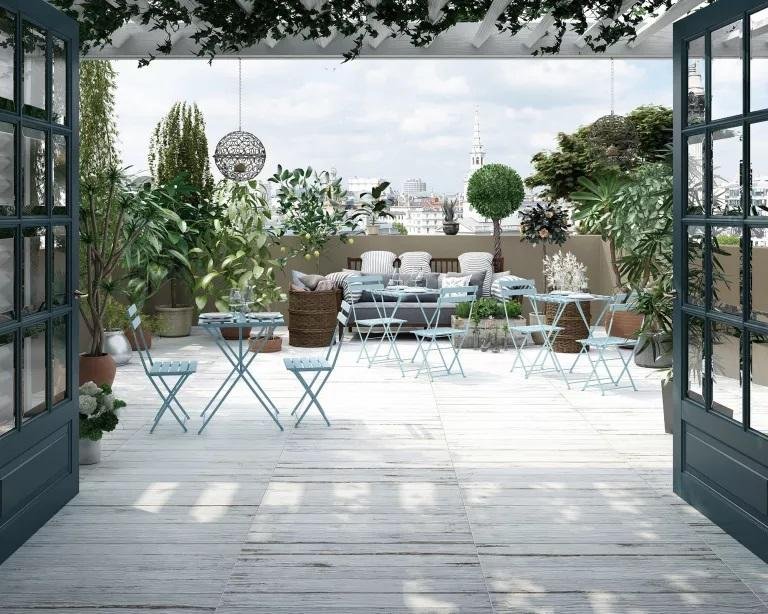 Aménager un petit espace sur son balcon avec soin