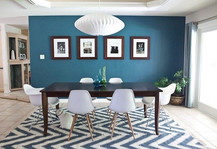Peinture bleu canard et peinture blanche