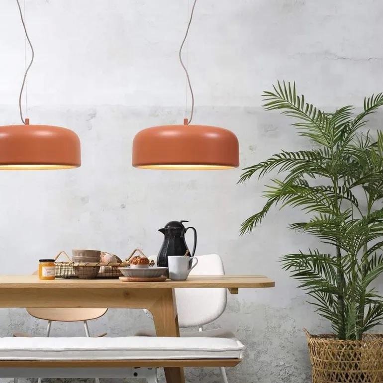 Vase, lampe, objets déco terracotta