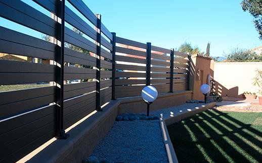 Découvrez 7 avantages des clôtures en aluminium