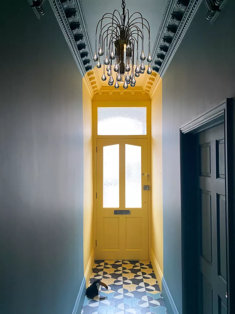 Quelle couleur choisir pour peindre un couloir