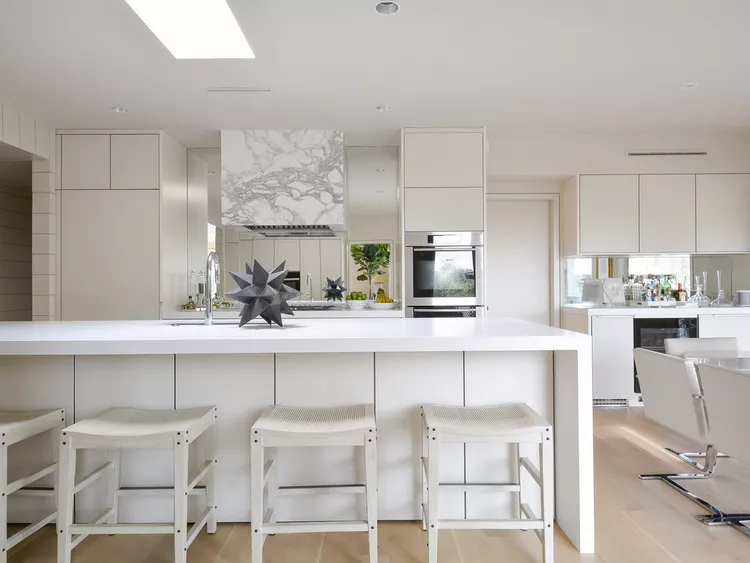 Décorer le plan de travail de sa cuisine avec un objet original Décorer le plan de travail de sa cuisine avec un objet original