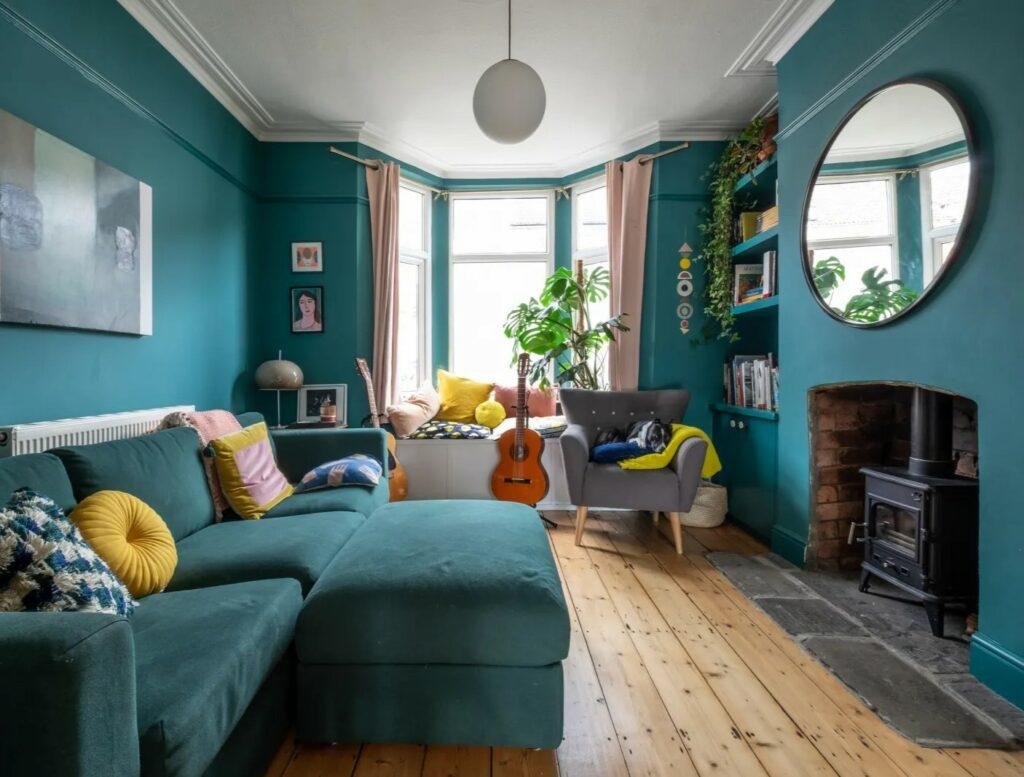 Envisagez le trempage des couleurs