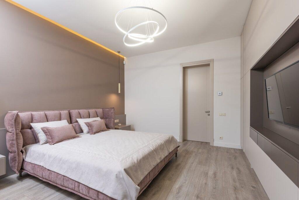 Placez le lit près d'une fenêtre