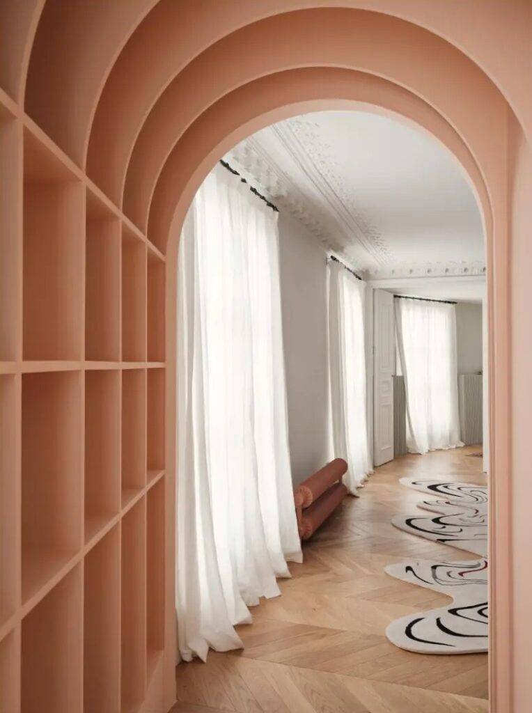 Préserver l’histoire, redéfinir l’espace de cet appartement haussmannien à Paris Préserver l’histoire, redéfinir l’espace de cet appartement haussmannien à Paris