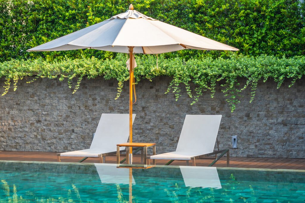Parasols design 7 conseils pour un jardin stylé et protégé Parasols design 7 conseils pour un jardin stylé et protégé