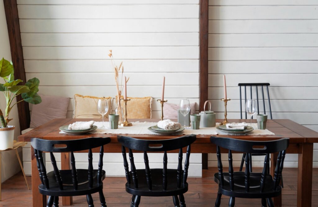 Quelle forme de table convient le mieux à votre espace