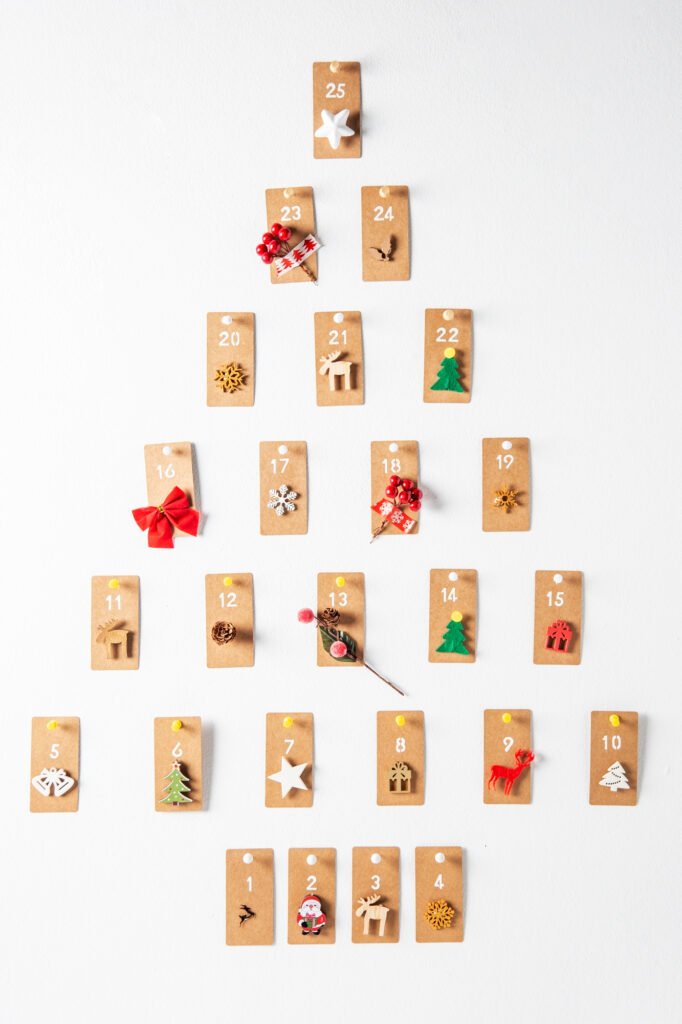 calendrier DIY Avent mural graphique